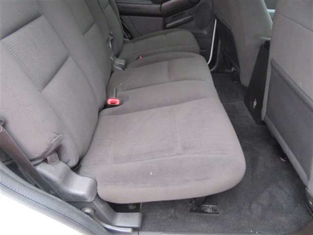 Ford Explorer 2010 photo 26